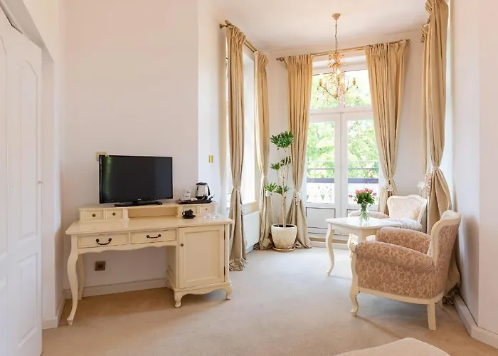 酒店 Szrenicowy Dwor 3*